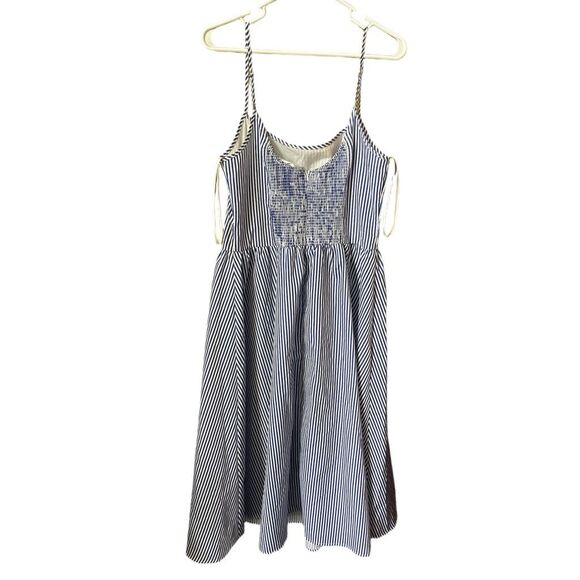 In The Beginning size L sides stripes bows sundress - Picture 2 of 7